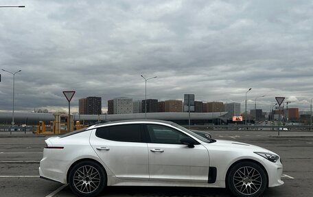 KIA Stinger I, 2019 год, 2 490 000 рублей, 6 фотография