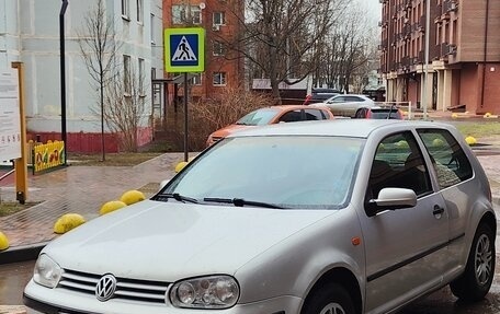 Volkswagen Golf IV, 1999 год, 320 000 рублей, 1 фотография