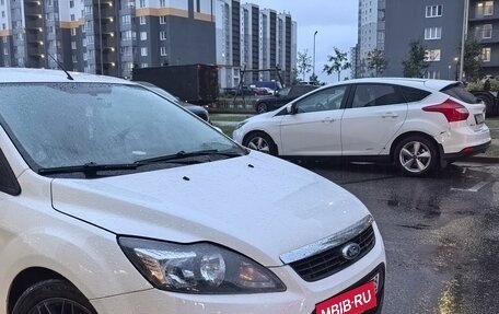 Ford Focus II рестайлинг, 2010 год, 595 000 рублей, 2 фотография