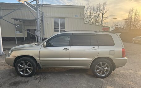 Toyota Highlander III, 2003 год, 1 350 000 рублей, 2 фотография
