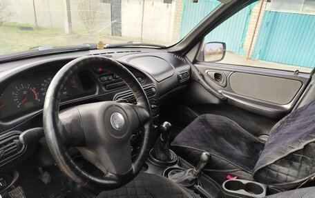 Chevrolet Niva I рестайлинг, 2010 год, 570 000 рублей, 5 фотография