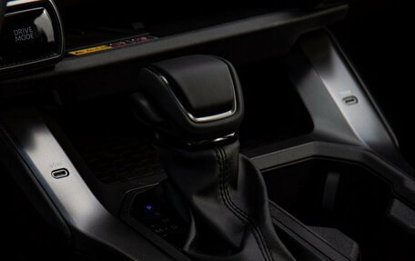 Toyota RAV4, 2026 год, 5 000 000 рублей, 11 фотография