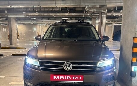 Volkswagen Tiguan II, 2018 год, 2 150 000 рублей, 10 фотография