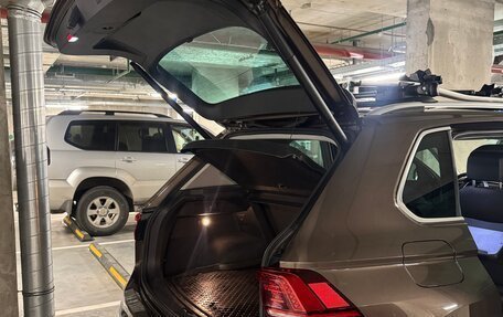 Volkswagen Tiguan II, 2018 год, 2 150 000 рублей, 19 фотография