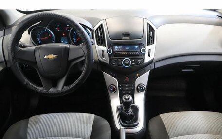 Chevrolet Cruze II, 2014 год, 857 300 рублей, 9 фотография