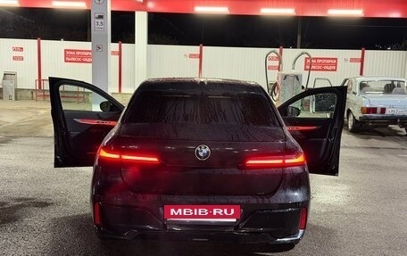 BMW 7 серия, 2022 год, 11 000 000 рублей, 2 фотография