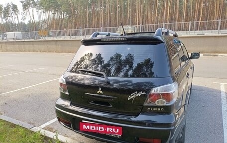 Mitsubishi Outlander III рестайлинг 3, 2006 год, 600 000 рублей, 2 фотография