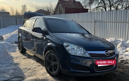 Opel Astra H, 2011 год, 650 000 рублей, 2 фотография