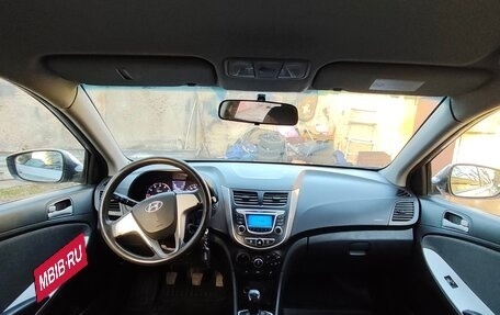 Hyundai Solaris II рестайлинг, 2012 год, 570 000 рублей, 15 фотография