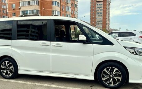 Honda Stepwgn IV, 2021 год, 2 080 000 рублей, 5 фотография