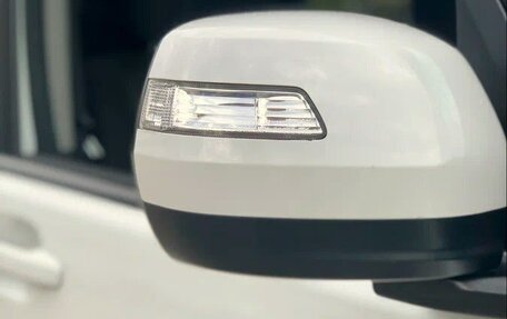 Honda Stepwgn IV, 2021 год, 2 080 000 рублей, 7 фотография