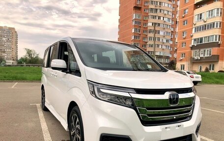 Honda Stepwgn IV, 2021 год, 2 080 000 рублей, 13 фотография