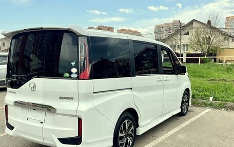 Honda Stepwgn IV, 2021 год, 2 080 000 рублей, 4 фотография