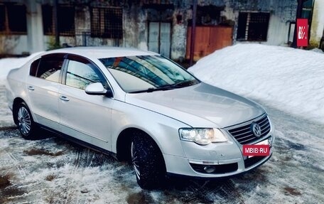 Volkswagen Passat B6, 2007 год, 620 000 рублей, 3 фотография