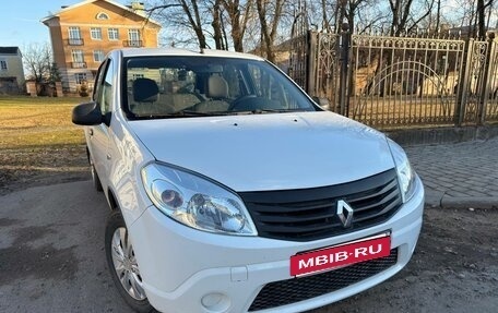 Renault Sandero I, 2012 год, 435 000 рублей, 2 фотография