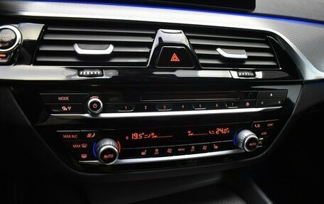 BMW 5 серия, 2017 год, 2 510 000 рублей, 9 фотография