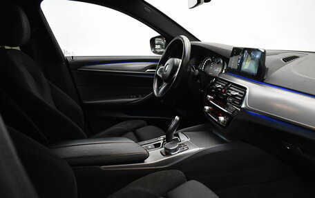 BMW 5 серия, 2017 год, 2 510 000 рублей, 16 фотография