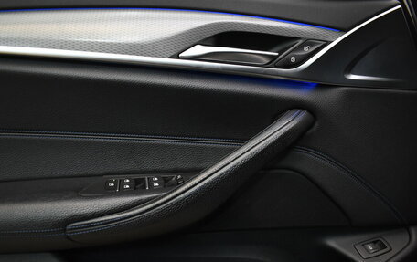 BMW 5 серия, 2017 год, 2 510 000 рублей, 13 фотография