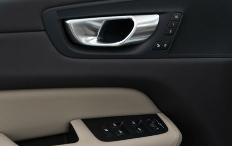 Volvo XC60 II, 2025 год, 6 198 999 рублей, 21 фотография