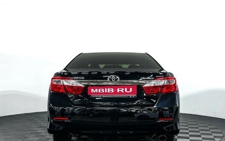 Toyota Camry, 2012 год, 1 747 000 рублей, 6 фотография