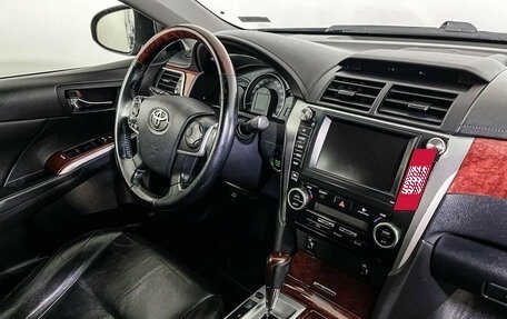 Toyota Camry, 2012 год, 1 747 000 рублей, 9 фотография