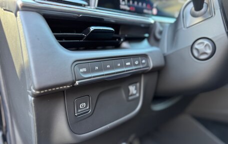 Cadillac Escalade V, 2021 год, 13 890 000 рублей, 14 фотография