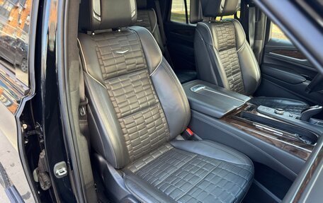 Cadillac Escalade V, 2021 год, 13 890 000 рублей, 16 фотография