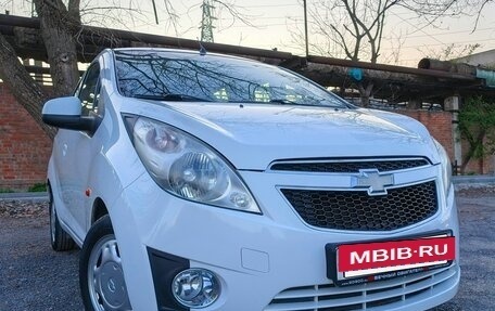 Chevrolet Spark III, 2011 год, 635 000 рублей, 3 фотография