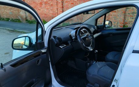 Chevrolet Spark III, 2011 год, 635 000 рублей, 21 фотография