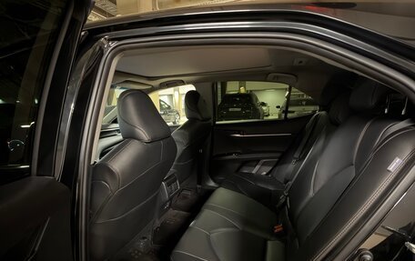 Toyota Camry, 2022 год, 3 140 000 рублей, 7 фотография