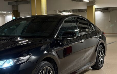 Toyota Camry, 2022 год, 3 140 000 рублей, 3 фотография