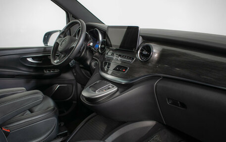 Mercedes-Benz V-Класс, 2021 год, 6 150 000 рублей, 9 фотография