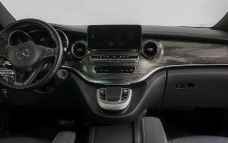 Mercedes-Benz V-Класс, 2021 год, 6 150 000 рублей, 12 фотография