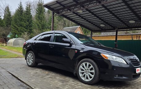 Toyota Camry, 2007 год, 899 999 рублей, 2 фотография