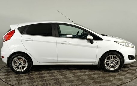 Ford Fiesta, 2015 год, 955 000 рублей, 8 фотография