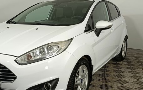 Ford Fiesta, 2015 год, 955 000 рублей, 21 фотография