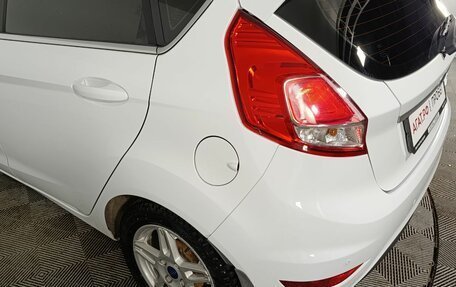 Ford Fiesta, 2015 год, 955 000 рублей, 19 фотография