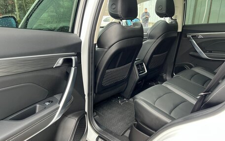 Geely Atlas, 2023 год, 1 890 000 рублей, 25 фотография