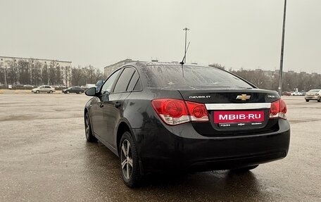 Chevrolet Cruze II, 2010 год, 425 000 рублей, 5 фотография