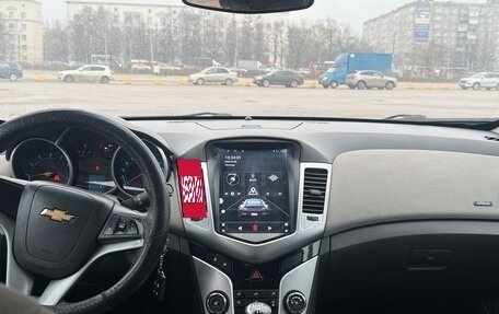 Chevrolet Cruze II, 2010 год, 425 000 рублей, 9 фотография