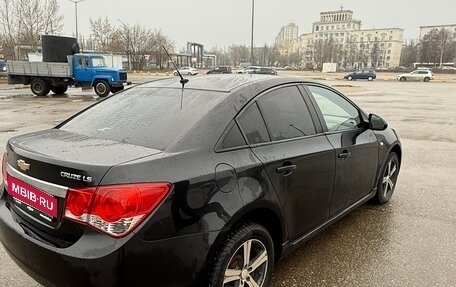 Chevrolet Cruze II, 2010 год, 425 000 рублей, 7 фотография