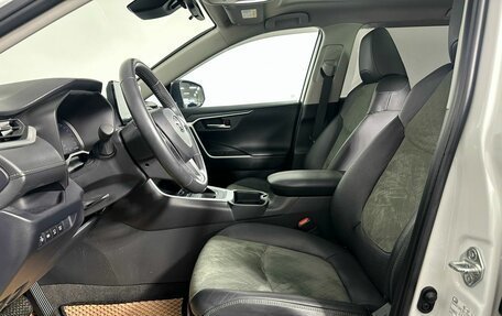 Toyota RAV4, 2023 год, 4 000 000 рублей, 18 фотография