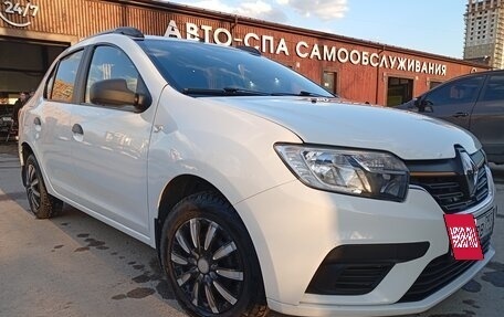Renault Logan II, 2019 год, 895 000 рублей, 15 фотография