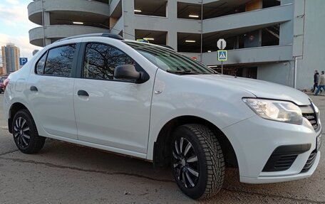 Renault Logan II, 2019 год, 895 000 рублей, 21 фотография
