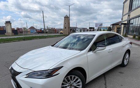 Lexus ES VII, 2022 год, 4 300 000 рублей, 2 фотография