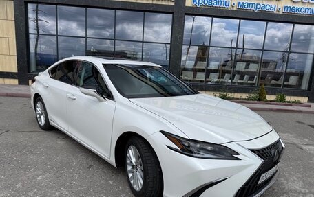 Lexus ES VII, 2022 год, 4 300 000 рублей, 3 фотография