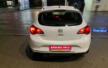 Opel Astra J, 2012 год, 680 000 рублей, 3 фотография