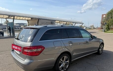 Mercedes-Benz E-Класс, 2011 год, 1 600 000 рублей, 9 фотография