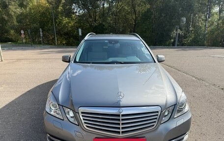 Mercedes-Benz E-Класс, 2011 год, 1 600 000 рублей, 7 фотография