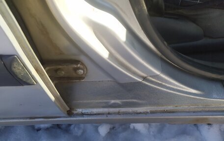 Toyota Avensis III рестайлинг, 1999 год, 255 000 рублей, 8 фотография